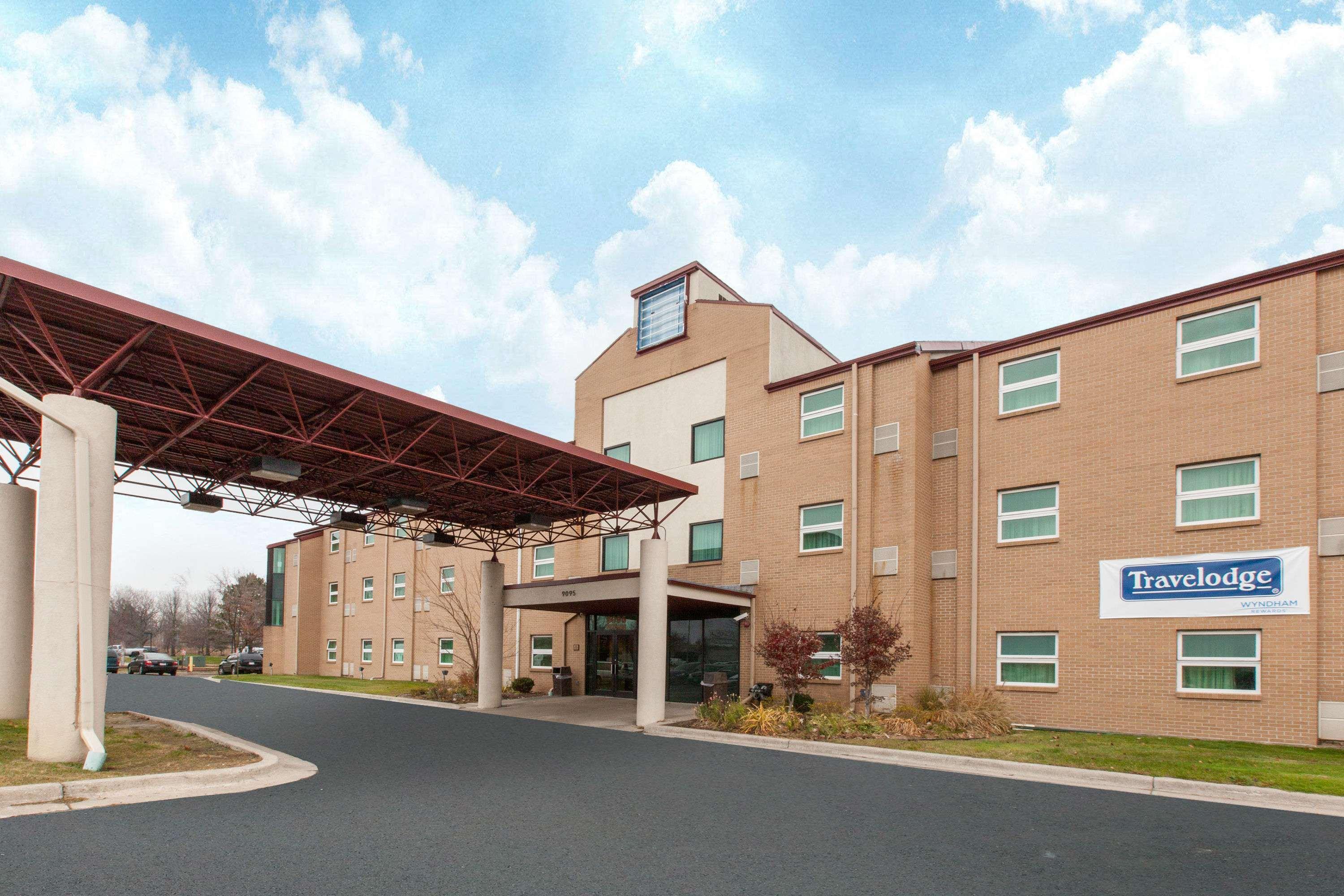Travelodge By Wyndham Romulus Detroit Airport Экстерьер фото